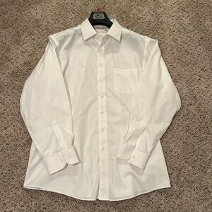 Crisp White Gol Label Fitted Roundtree & Yorke Button Down